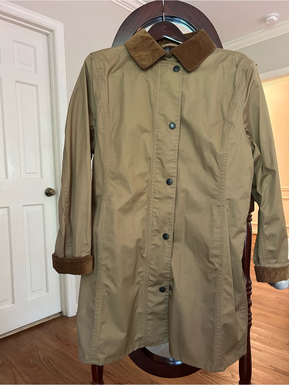 Barbour Newmarket L434 Trench Coat Women’s Size 12 Beige Plaid Lined NWOT